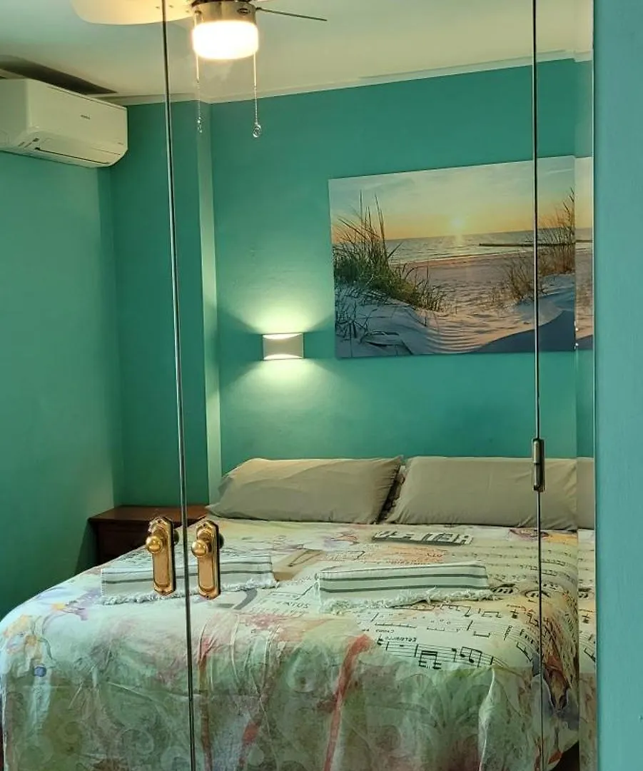 Appartement Semi-Detached Adosado Con Encanto -130 M2 - Wifi 600 Mb - Piscina Comunitaria - Patio Privado Torremolinos