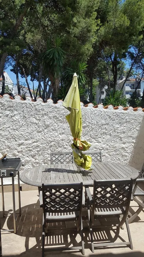 Semi-Detached Adosado Con Encanto -130 M2 - Wifi 600 Mb - Piscina Comunitaria - Patio Privado Torremolinos Španělsko