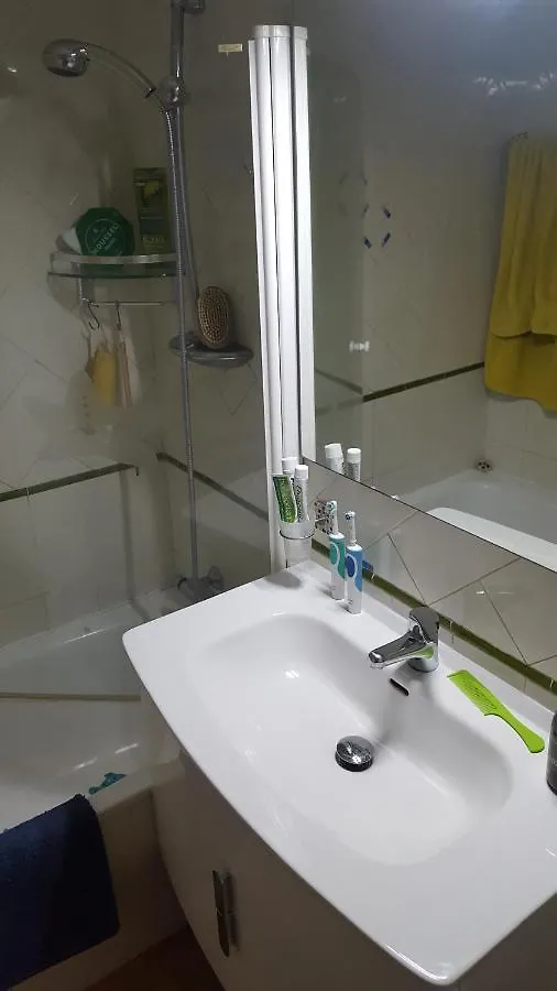 Semi-Detached Adosado Con Encanto -130 M2 - Wifi 600 Mb - Piscina Comunitaria - Patio Privado Torremolinos Apartment
