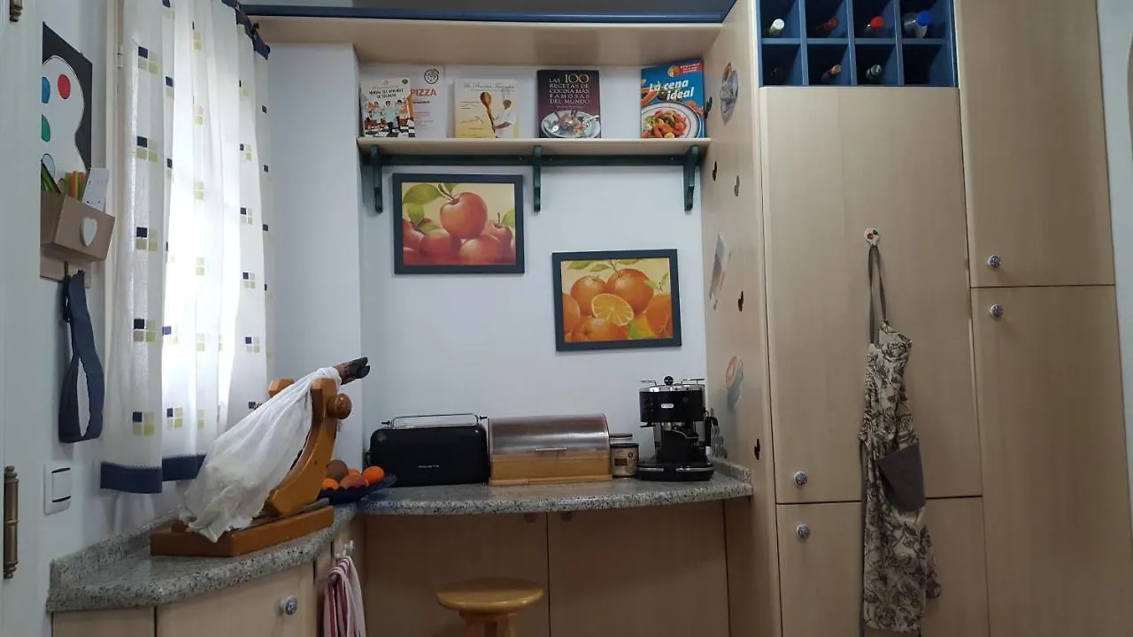 Apartmán Semi-Detached Adosado Con Encanto -130 M2 - Wifi 600 Mb - Piscina Comunitaria - Patio Privado Torremolinos