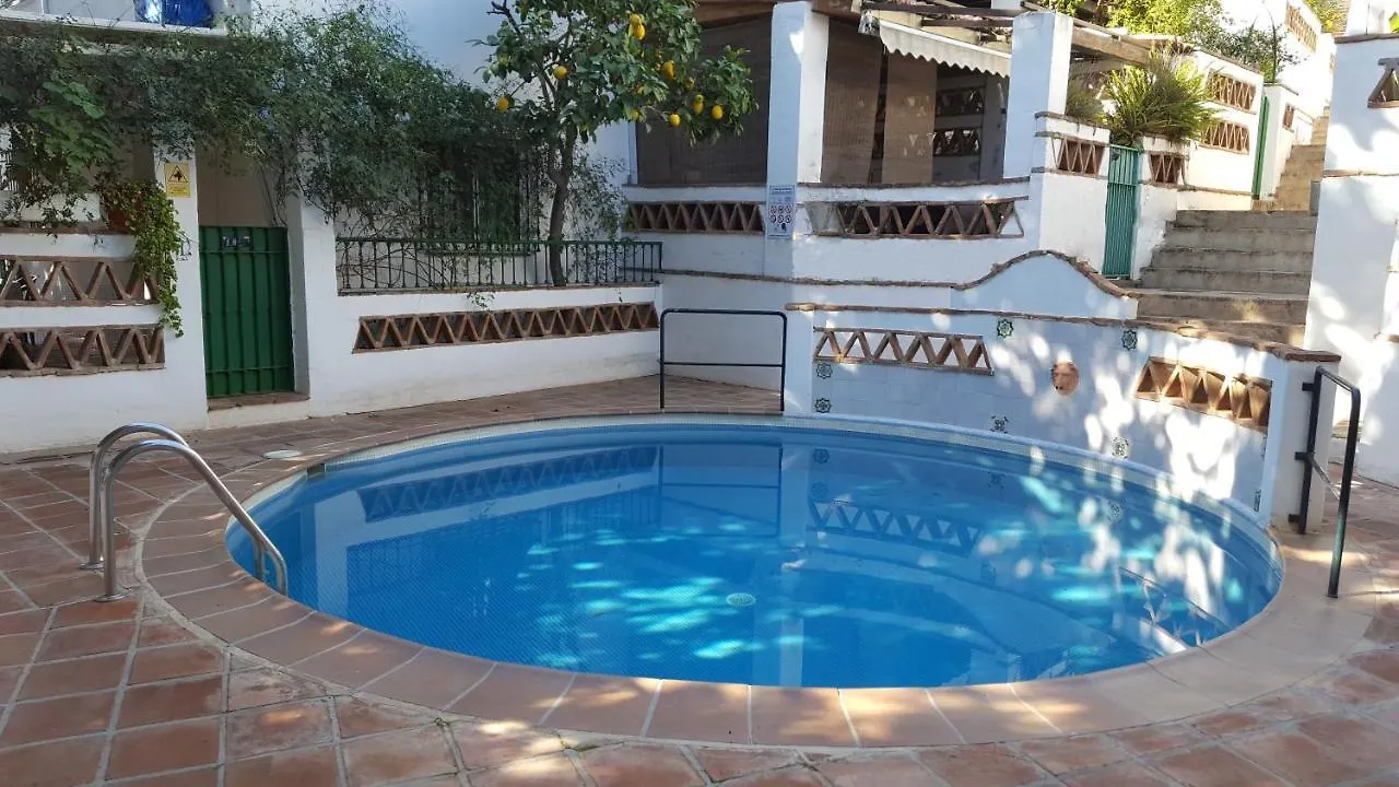Semi-Detached Adosado Con Encanto -130 M2 - Wifi 600 Mb - Piscina Comunitaria - Patio Privado Torremolinos Spain