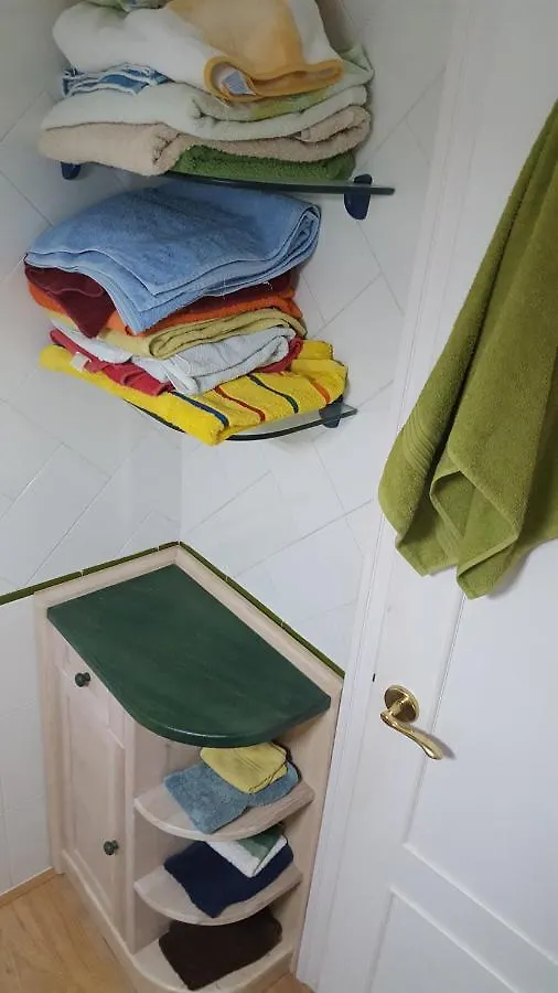 Semi-Detached Adosado Con Encanto -130 M2 - Wifi 600 Mb - Piscina Comunitaria - Patio Privado Torremolinos Apartment